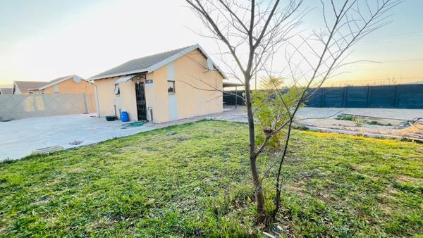 2 Bedroom House