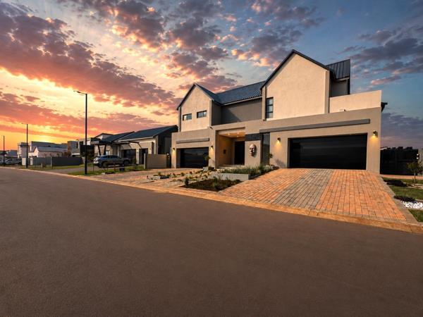 6 Bedroom House