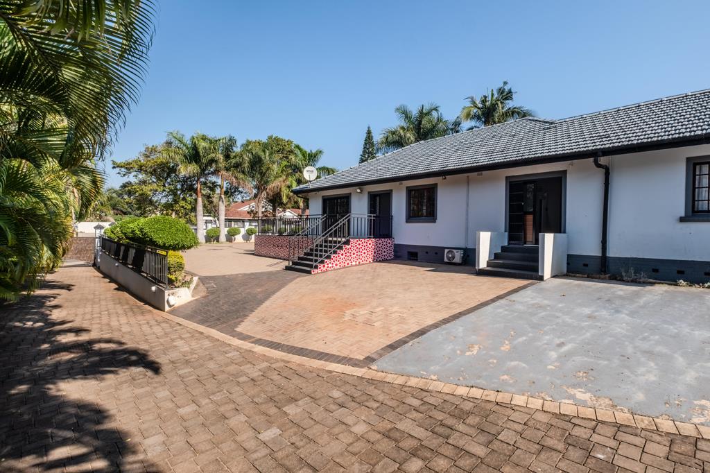 Photo of 4 Bedroom House in Durban North