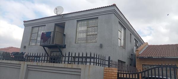 1 Bedroom House