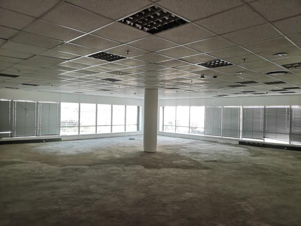1 014.5 m² Commercial space
