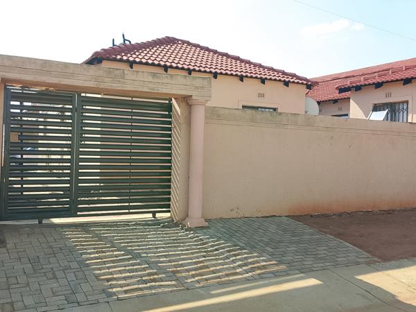 2 Bedroom House