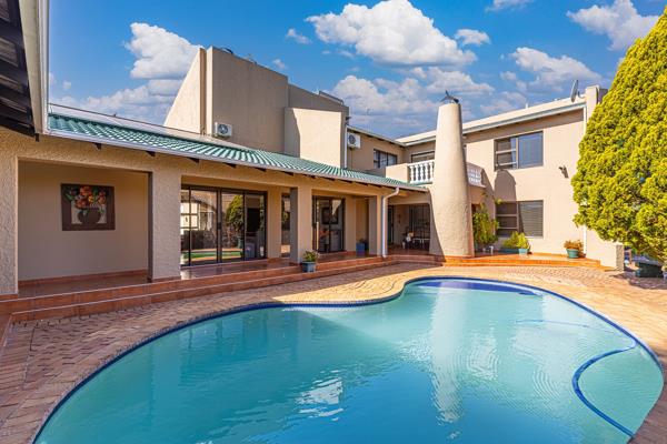 5 Bedroom House