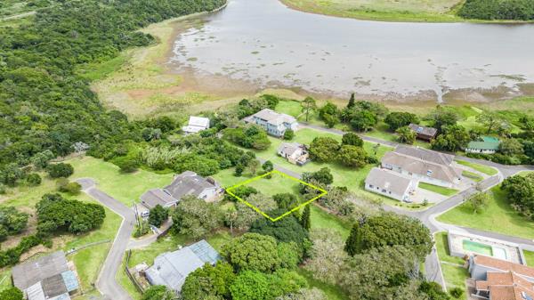 547 m² Land