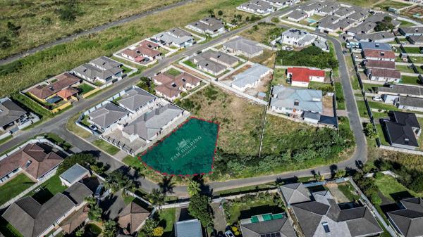 659 m² Land