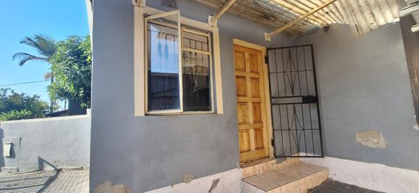1 Bedroom House