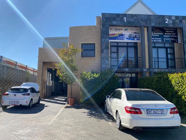 348 m² Industrial space