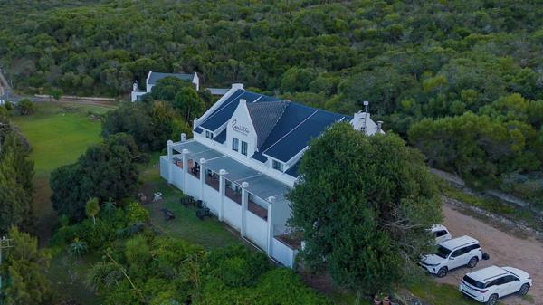 8 Bedroom House