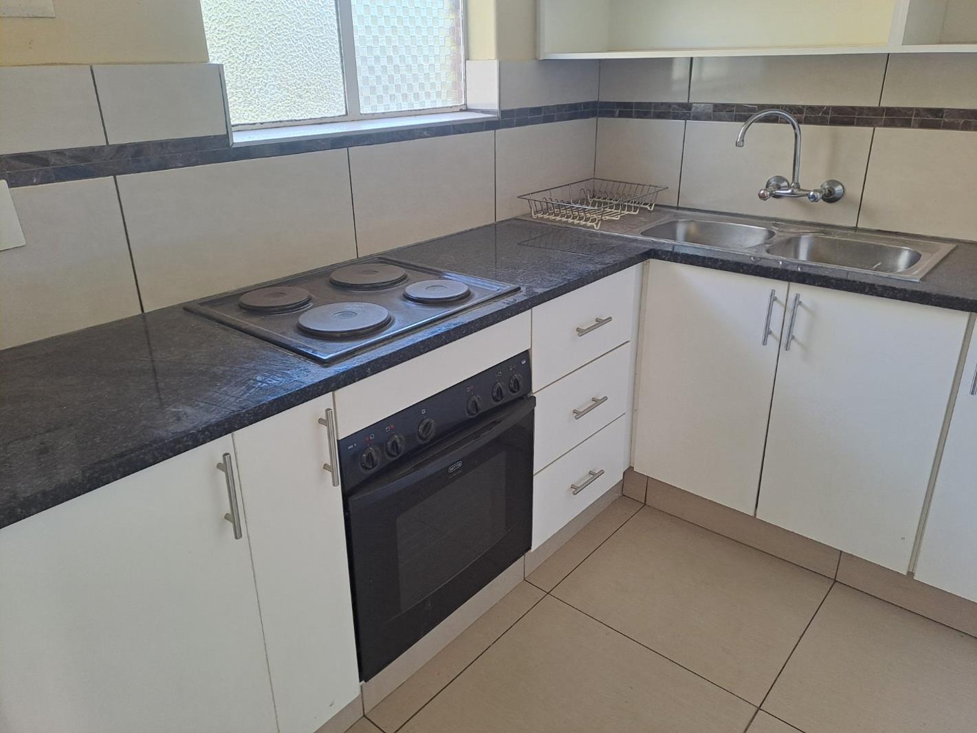 3 Bedroom Apartment in Horizon View