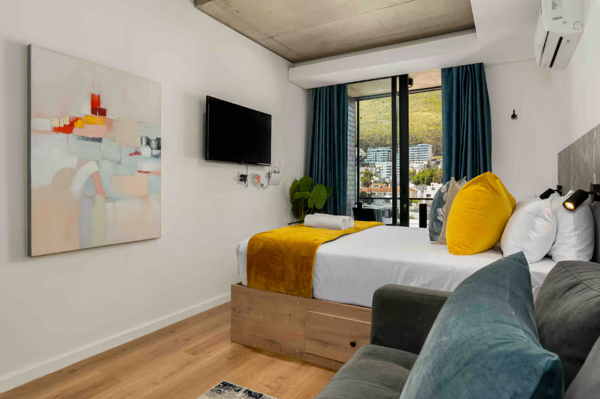 1 Bedroom Apartment