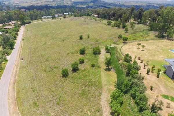 3 990 m² Land