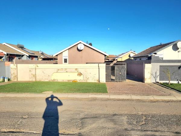 2 Bedroom House