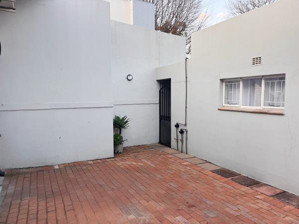 1 Bedroom House