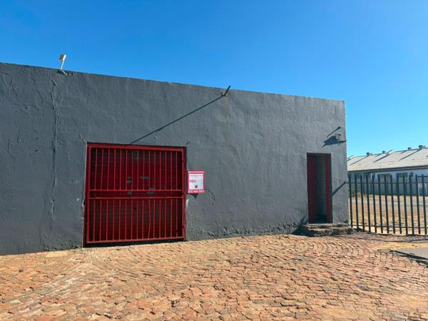 300 m² Commercial space