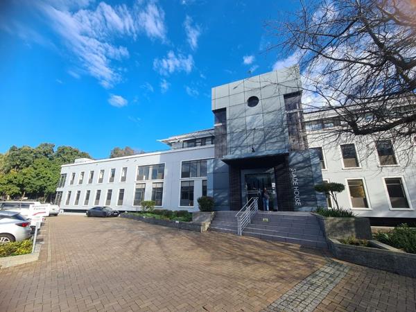 415 m² Commercial space
