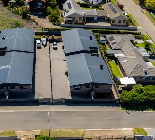 6 Bedroom House