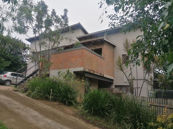 6 Bedroom House