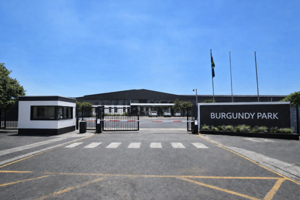 8 000 m² Industrial space