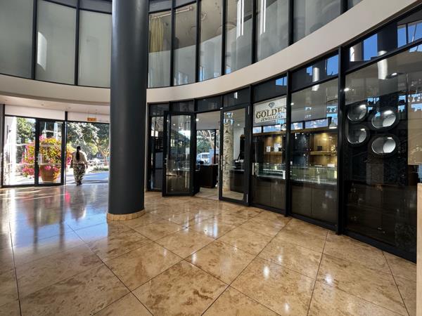 28 m² Commercial space