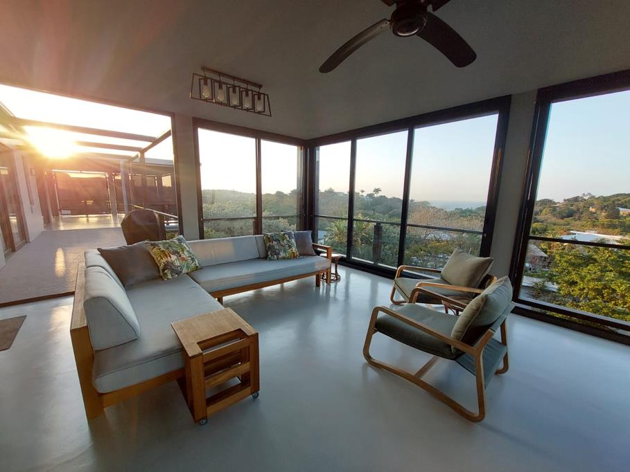4 Bedroom Apartment