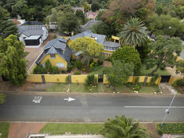 5 Bedroom House