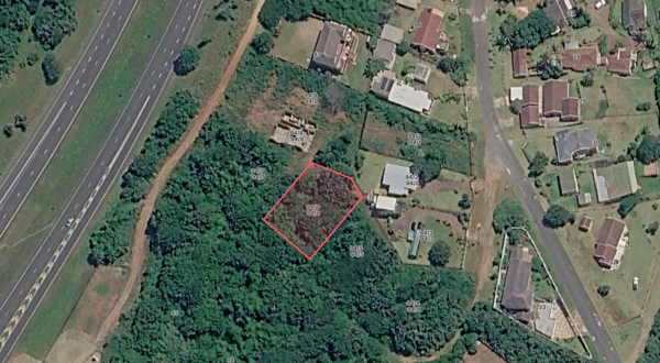 1 101 m² Land