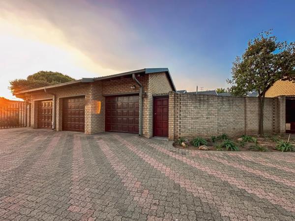 3 Bedroom Simplex