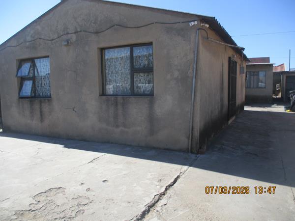 2 Bedroom House