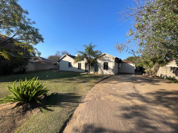 10 Bedroom House