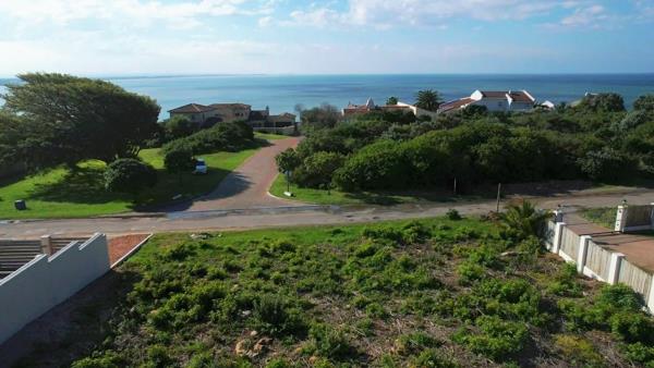 963 m² Land