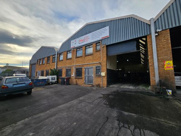 572 m² Industrial space