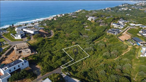 1 823 m² Land