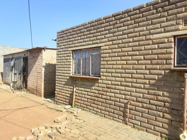 2 Bedroom House