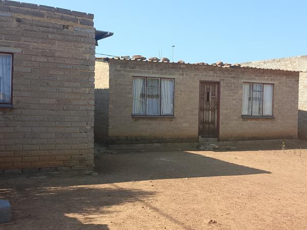 2 Bedroom House