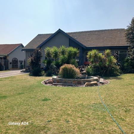 5 Bedroom House