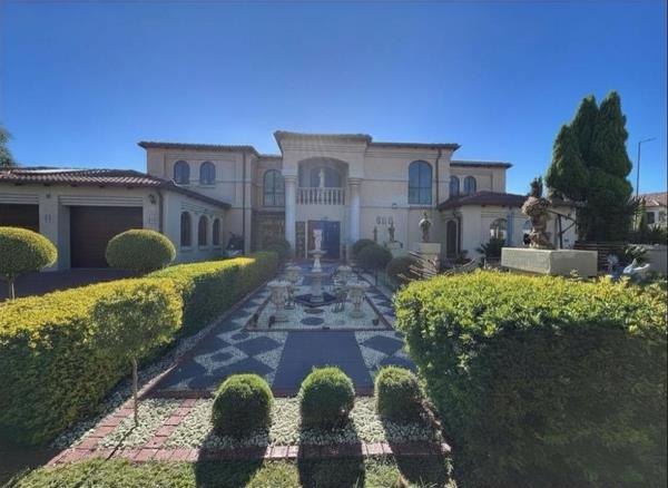 4 Bedroom House