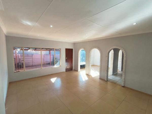 6 Bedroom House