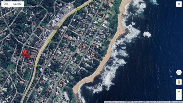 1 759 m² Land