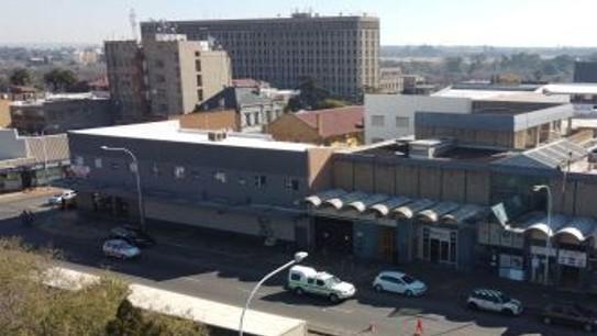 125 m² Retail Space