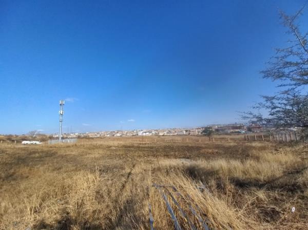 6 350 m² Land