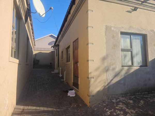 1 Bedroom House
