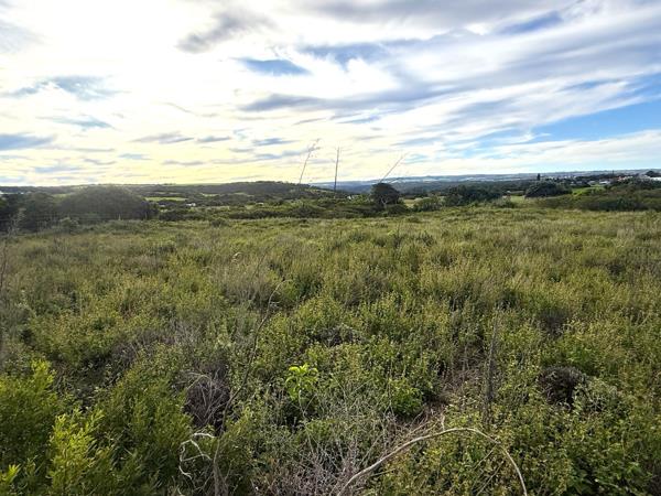 1 014 m² Land