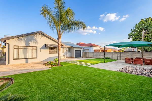 5 Bedroom House