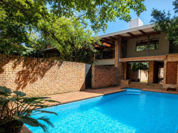 7 Bedroom House