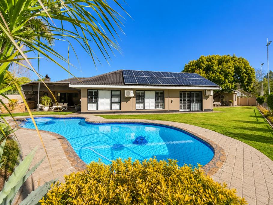 5 Bedroom House