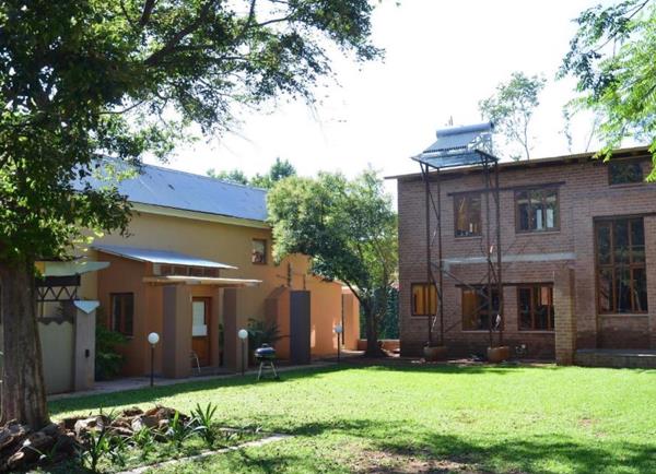 959 m² Commercial space