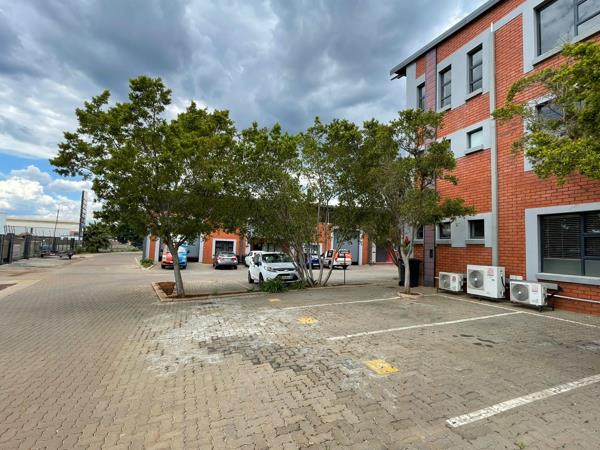 607 m² Industrial space