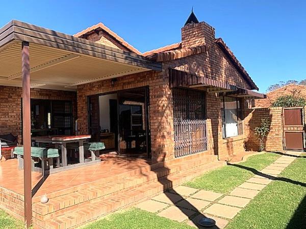 3 Bedroom Townhouse