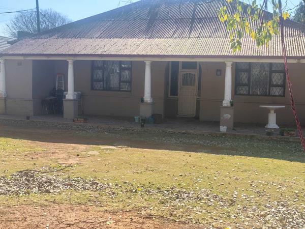 5 Bedroom House