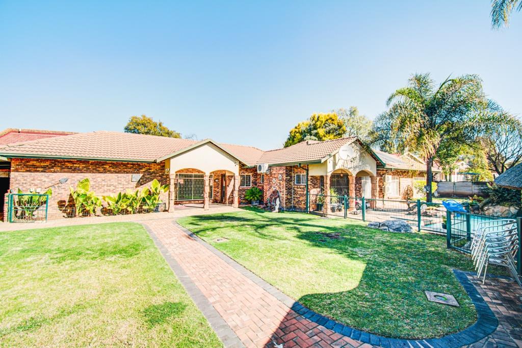 4 Bedroom House